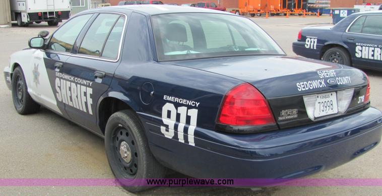 image for item 4445 2008 Ford Crown Victoria Police Interceptor