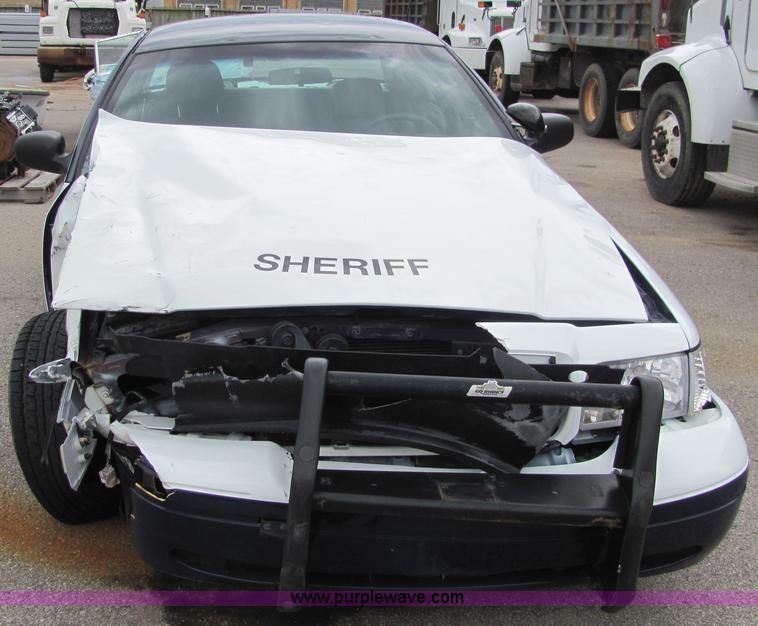 image for item 4445 2008 Ford Crown Victoria Police Interceptor