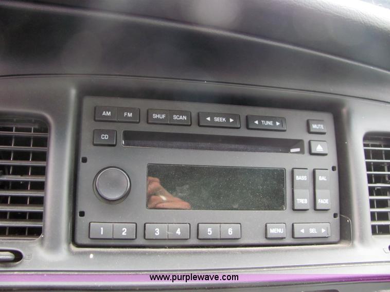 image for item 4445 2008 Ford Crown Victoria Police Interceptor