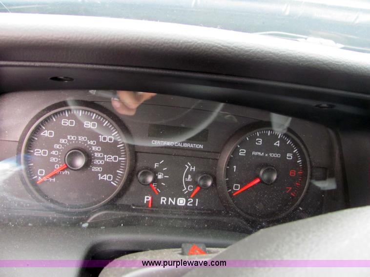 image for item 4445 2008 Ford Crown Victoria Police Interceptor