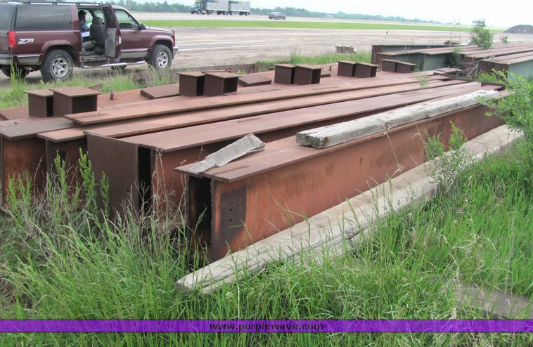 image for item 6000 Assorted steel girders