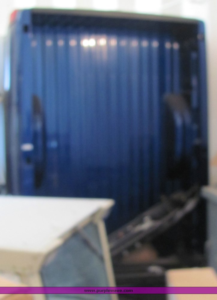 image for item 6114 2003 Chevrolet truck bed