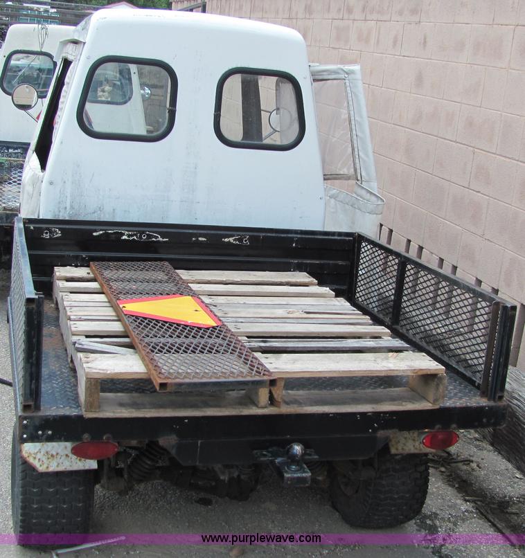 image for item 6127 1982 Cushman Haulster