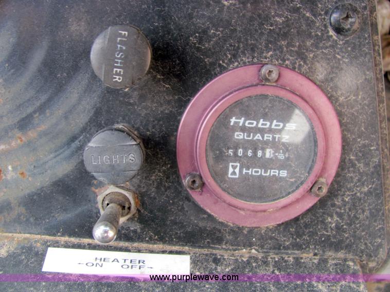 image for item 6127 1982 Cushman Haulster