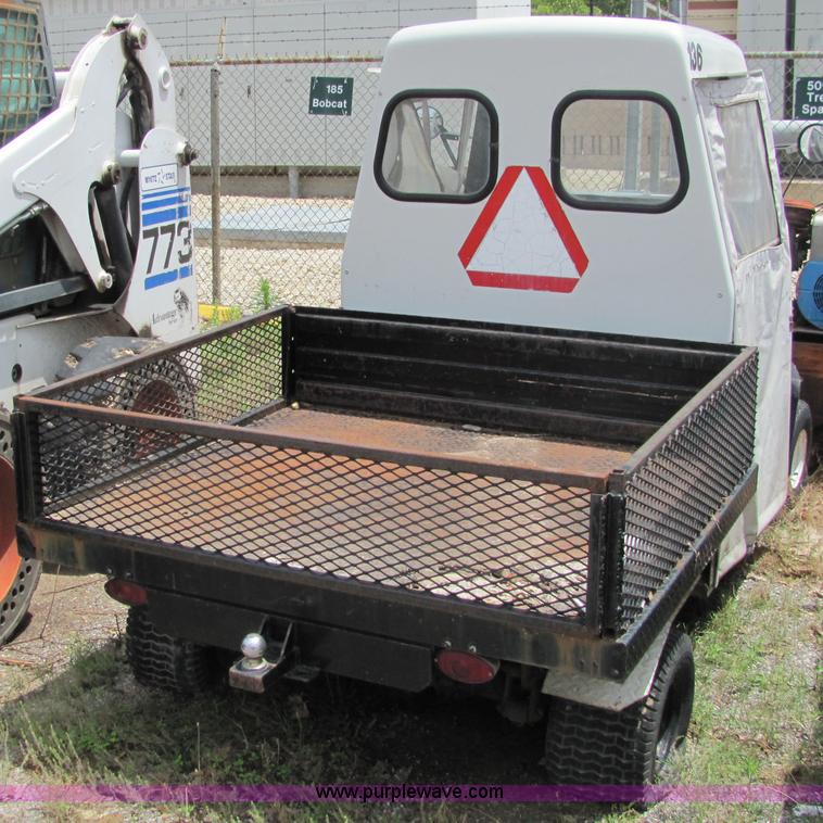 image for item 6128 1989 Cushman Haulster