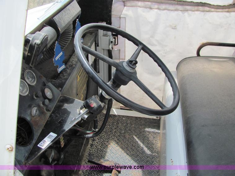 image for item 6128 1989 Cushman Haulster