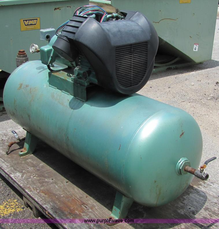 Doerr 80 gallon air compressor in Wichita, KS | Item 6131 sold | Purple ...