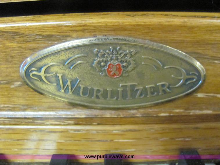 image for item 6145 Wurlitzer piano