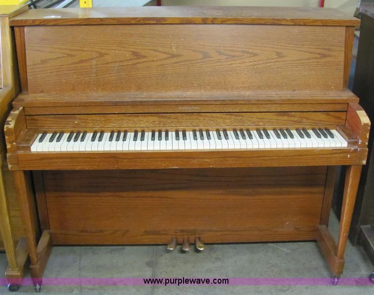 image for item 6146 Hamilton piano