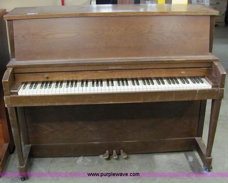 image for item 6147 Hamilton piano