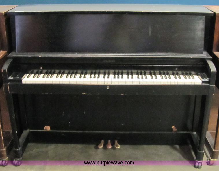image for item 6149 Hamilton piano