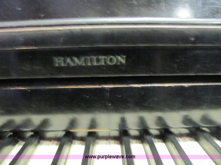 image for item 6149 Hamilton piano