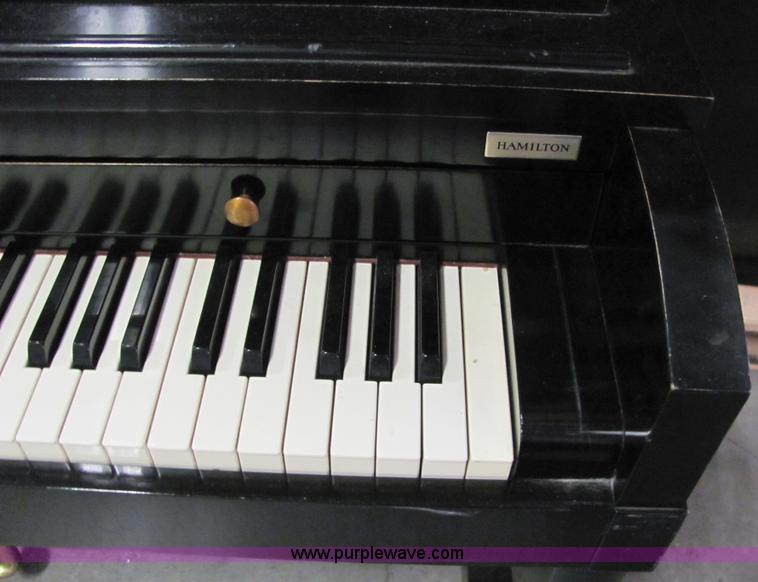 image for item 6153 Hamilton piano