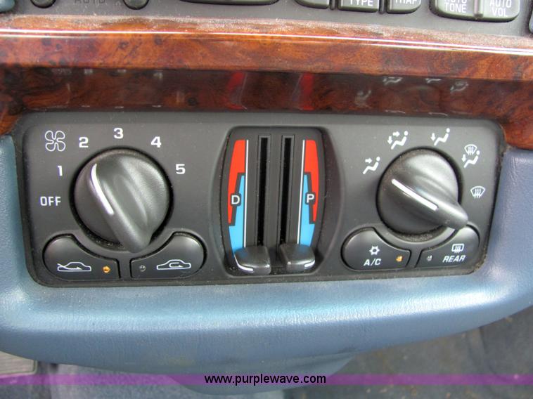 image for item 6182 2003 Chevrolet Impala