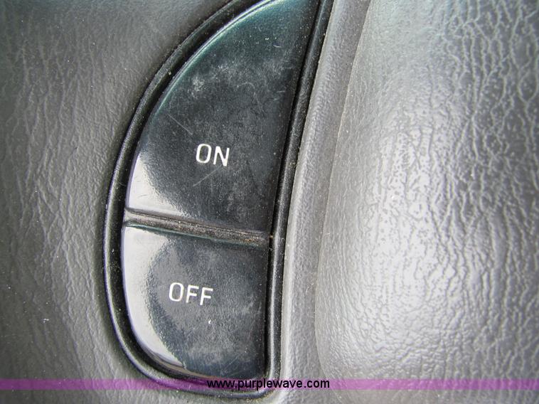 image for item 6183 2004 Ford Crown Victoria Police Interceptor