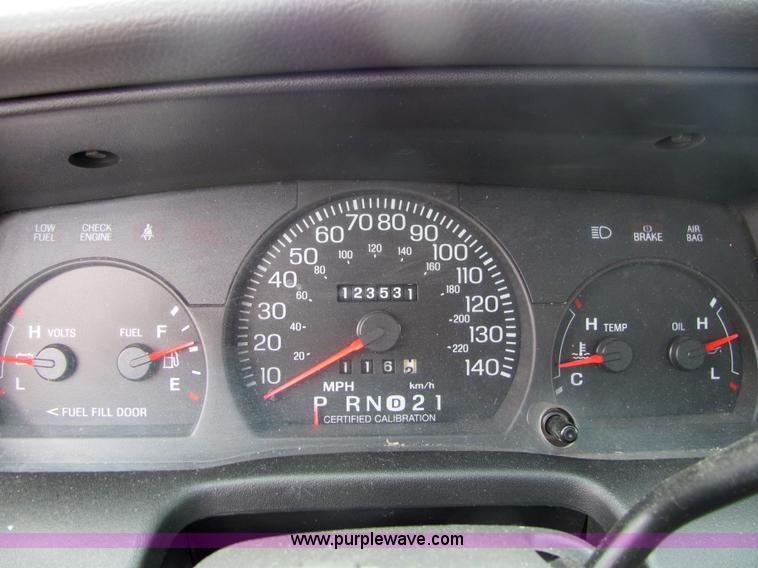 image for item 6183 2004 Ford Crown Victoria Police Interceptor