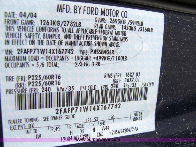 image for item 6183 2004 Ford Crown Victoria Police Interceptor