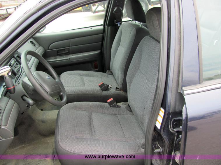 image for item 6184 2003 Ford Crown Victoria Police Interceptor