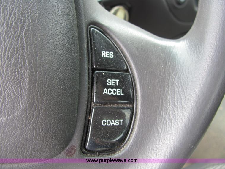 image for item 6184 2003 Ford Crown Victoria Police Interceptor