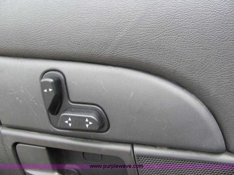 image for item 6184 2003 Ford Crown Victoria Police Interceptor