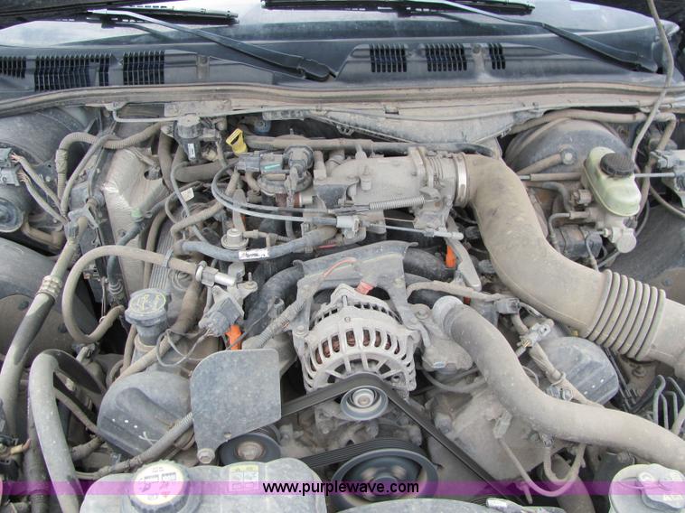 image for item 6184 2003 Ford Crown Victoria Police Interceptor