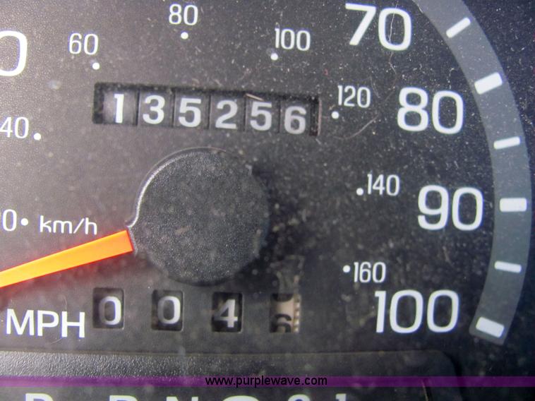 image for item 6186 2003 Ford E450 Super Duty ambulance