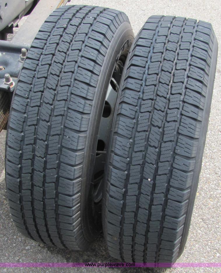 image for item 6186 2003 Ford E450 Super Duty ambulance