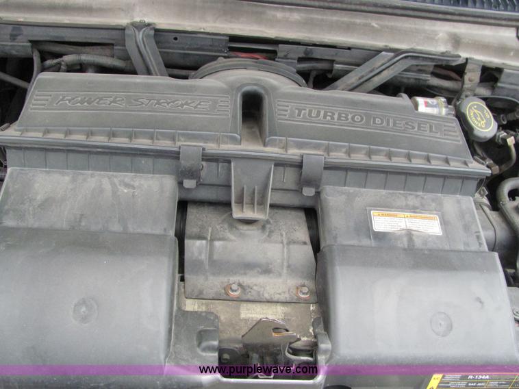 image for item 6186 2003 Ford E450 Super Duty ambulance