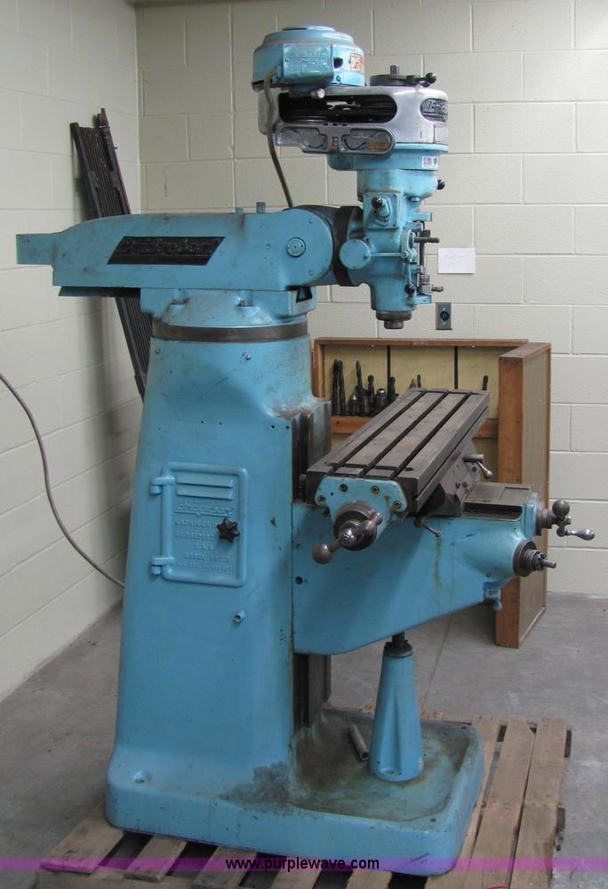 image for item 6196 Bridgeport vertical milling machine