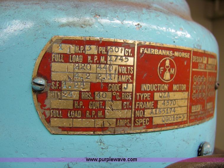 image for item 6196 Bridgeport vertical milling machine