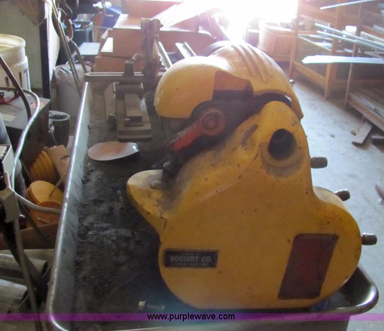 image for item 6197 South bend metal lathe