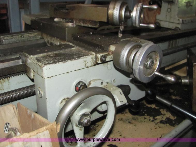 image for item 6198 Clausing metal lathe