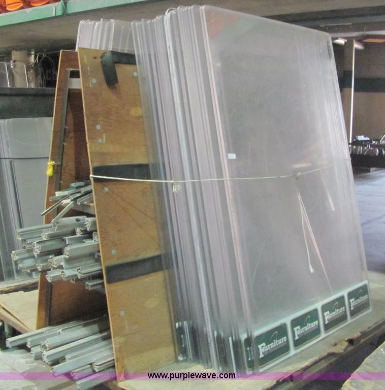 image for item 6441 Regulation ice hockey arena