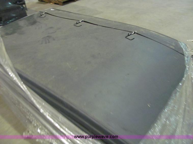 image for item 6441 Regulation ice hockey arena