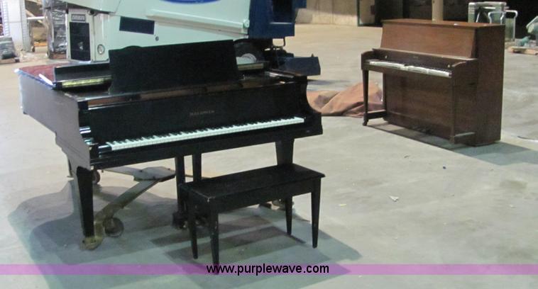 image for item 6444 (2) pianos