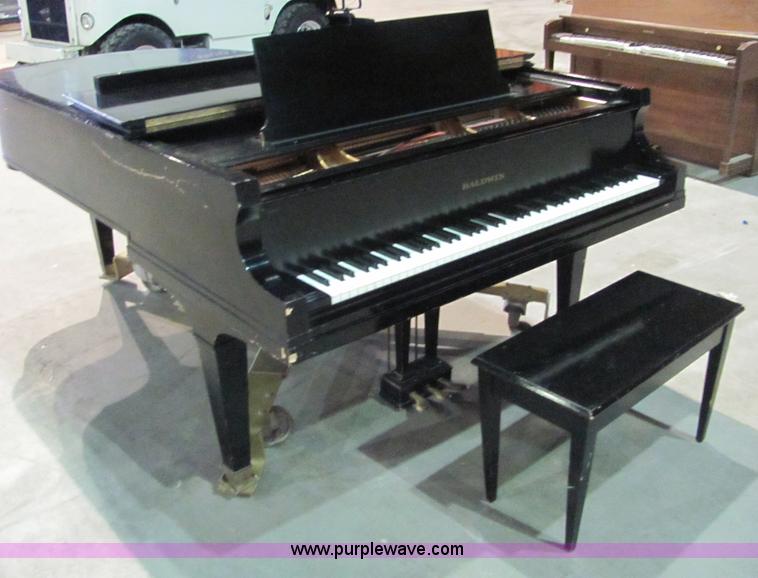 image for item 6444 (2) pianos