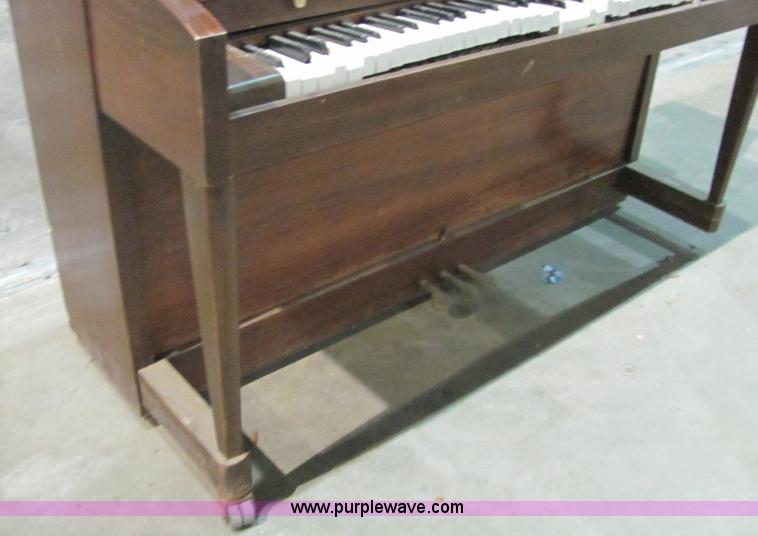 image for item 6444 (2) pianos