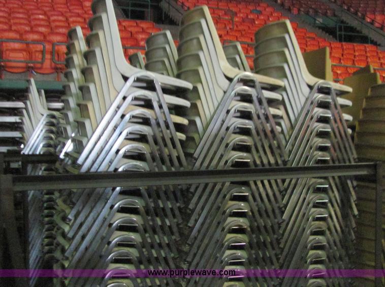 image for item 6479 Approximately 1,060 chairs