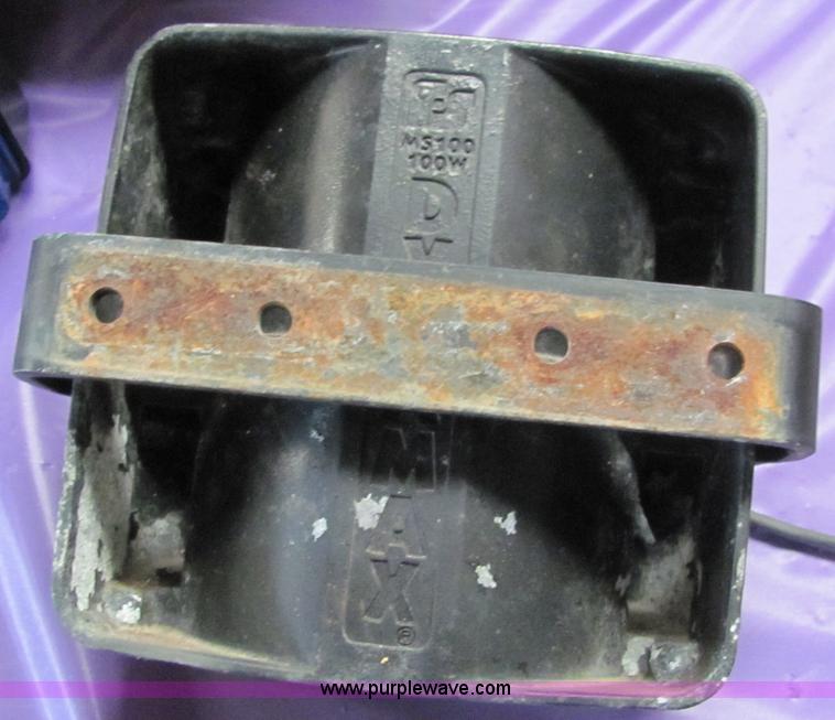 image for item 6492 (7) Federal PA300 electronic siren control