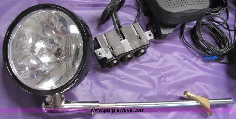 image for item 6493 (5) Motorola speakers