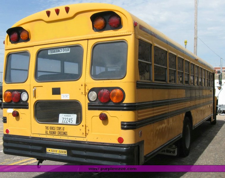 image for item 6819 1989 Ford 71 passenger bus