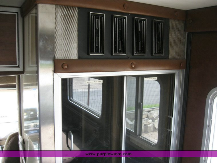 image for item 6820 1993 Chevrolet K3500 ambulance