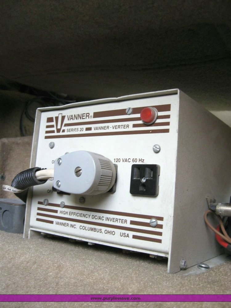 image for item 6820 1993 Chevrolet K3500 ambulance