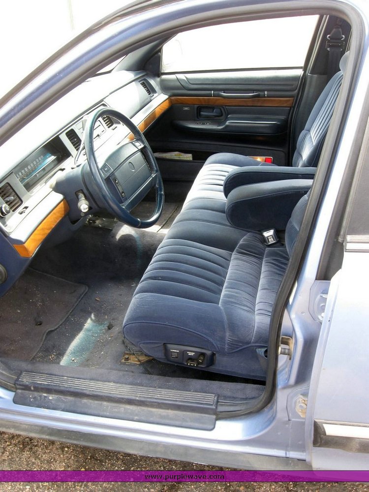 image for item 6822 1994 Mercury Grand Marquis LS