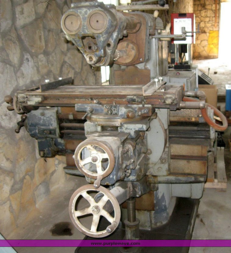 image for item 6825 Brown and Sharpe milling machine