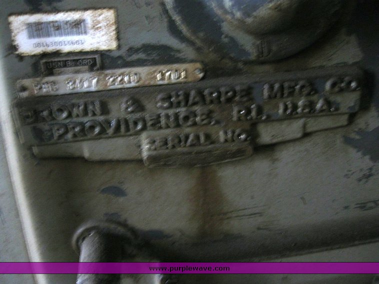 image for item 6825 Brown and Sharpe milling machine