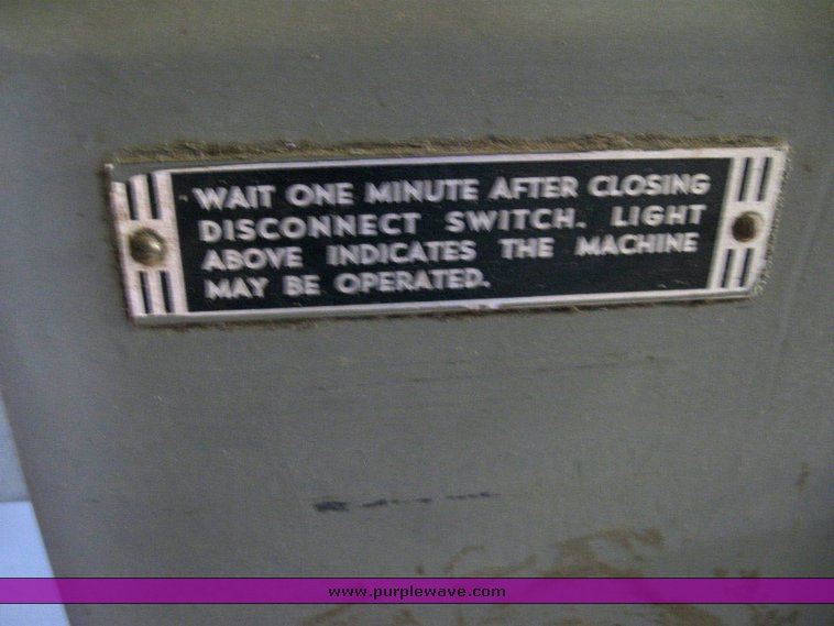 image for item 6825 Brown and Sharpe milling machine