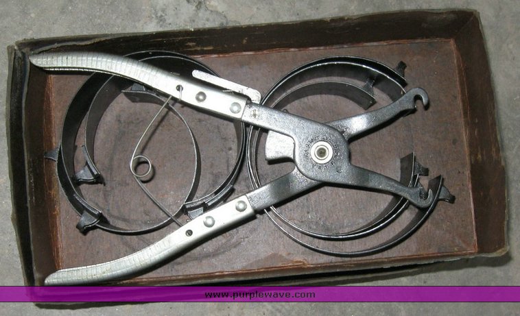 image for item 6827 Kwik-Way valve grinder and accessories