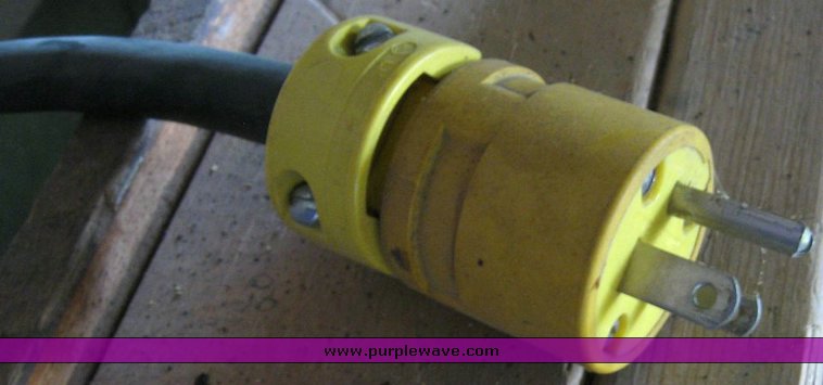 image for item 6828 DeWalt table saw