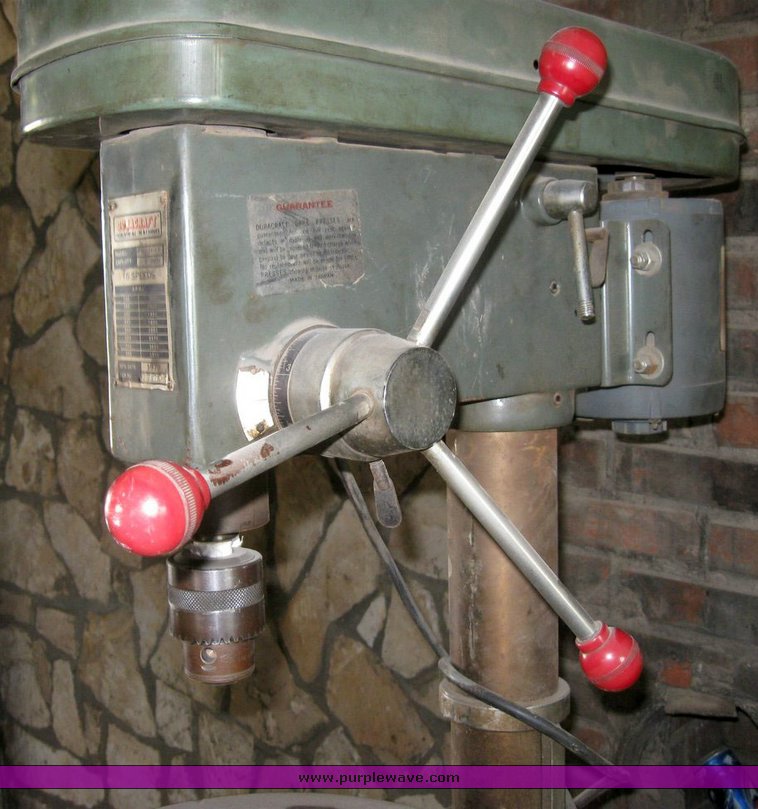 image for item 6828 DeWalt table saw